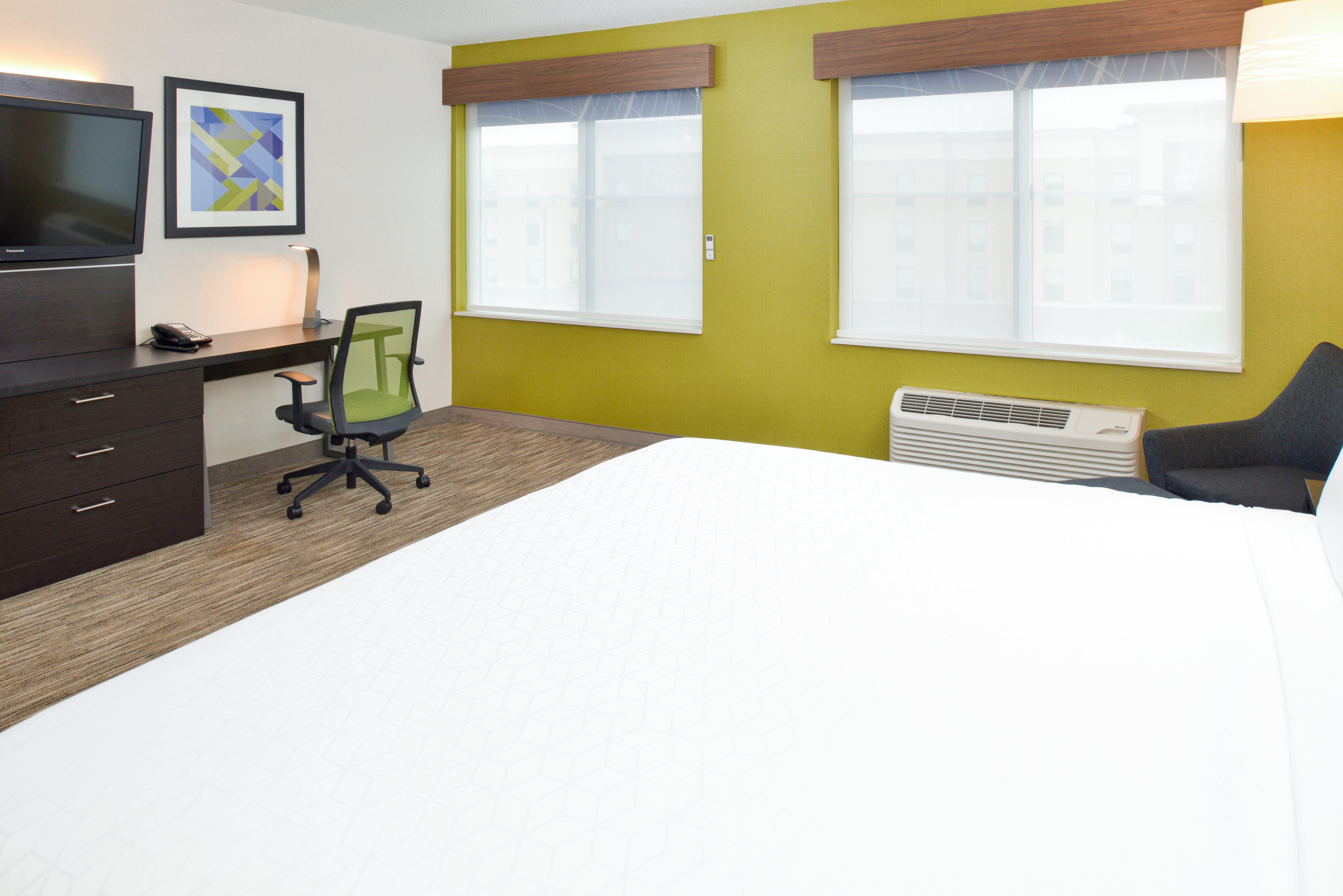 Holiday Inn Express Wixom By Ihg Exterior photo