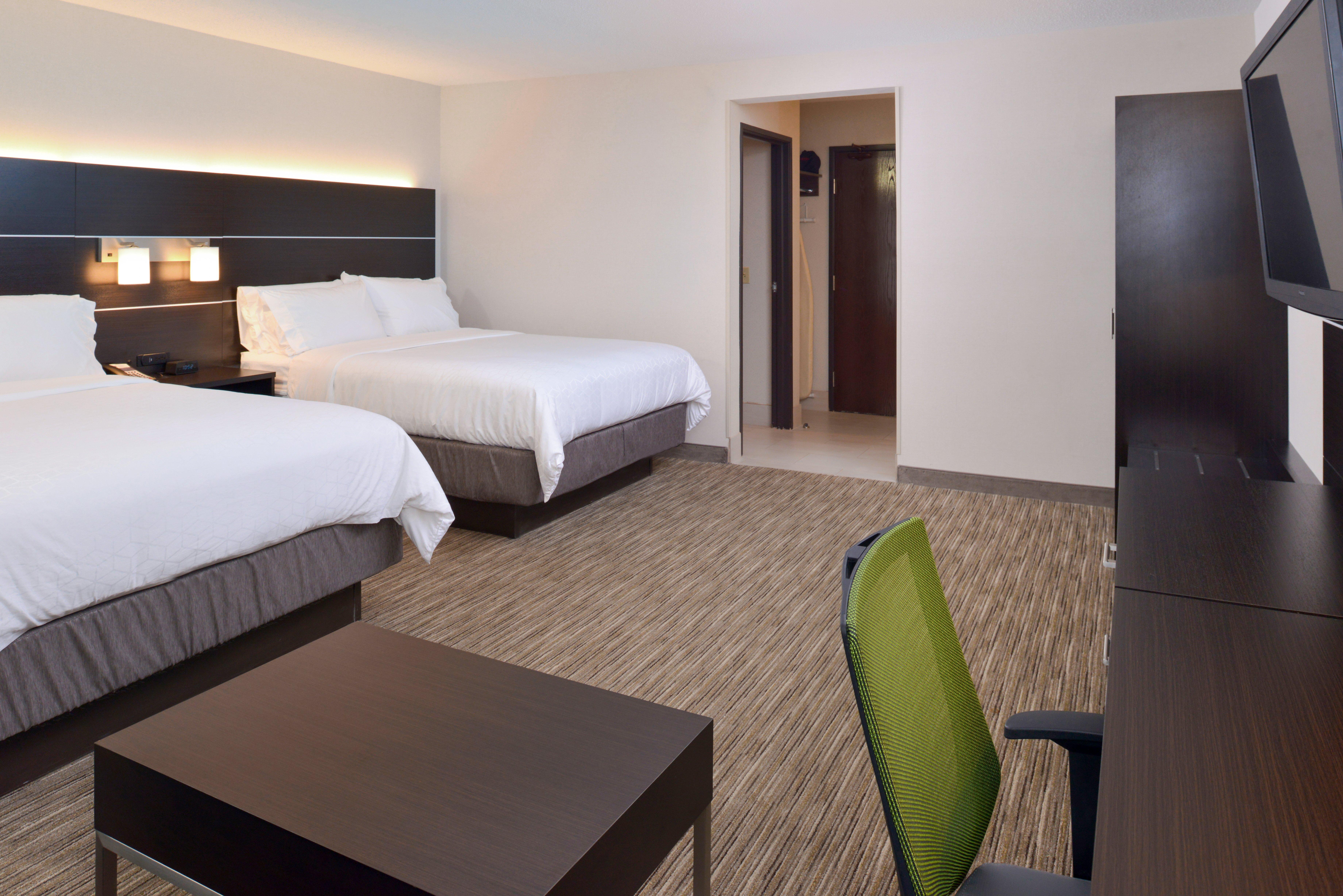 Holiday Inn Express Wixom By Ihg Exterior photo