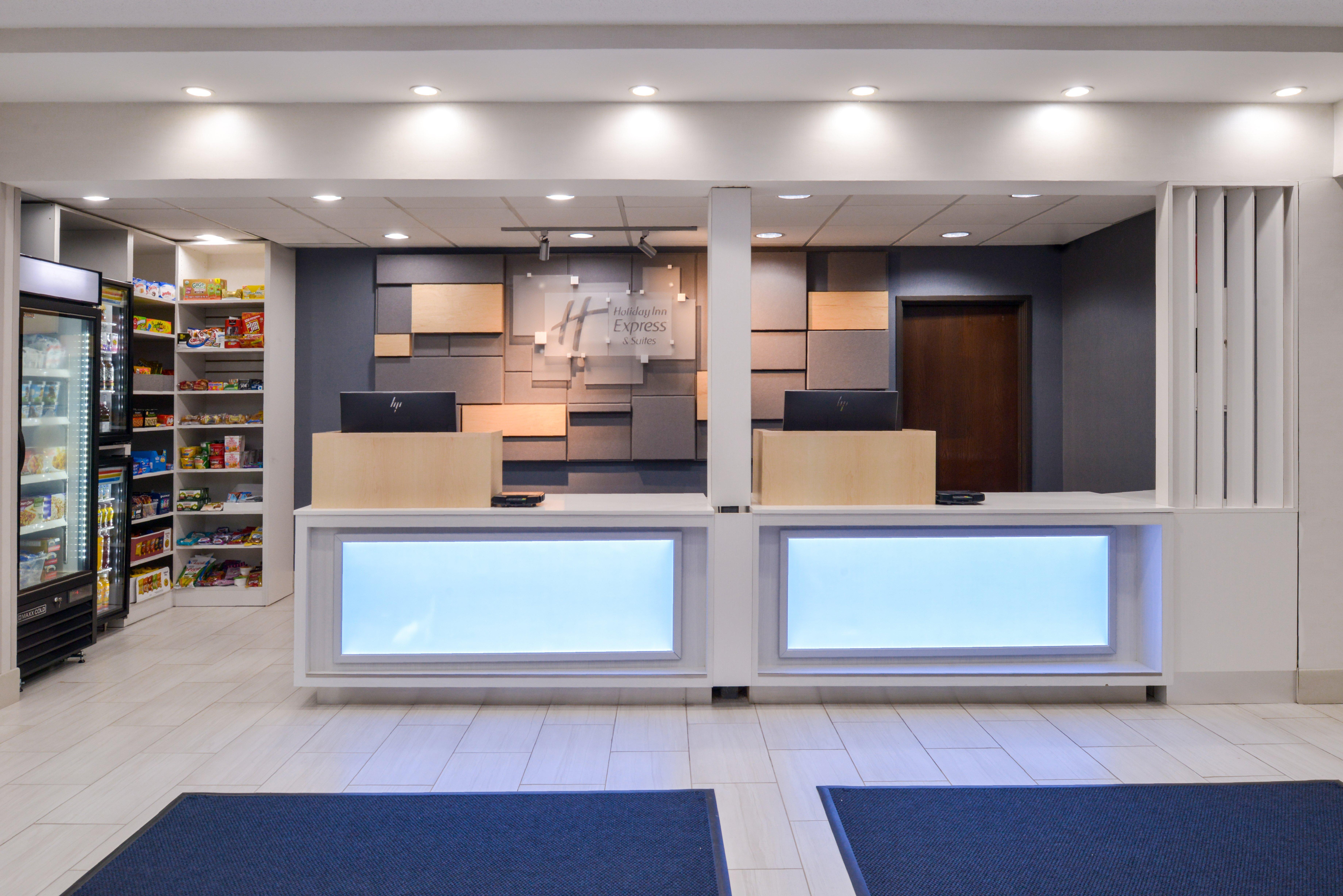 Holiday Inn Express Wixom By Ihg Exterior photo
